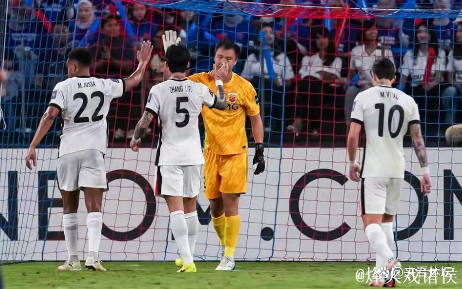 亚冠-陈威神勇12次扑救 上海海港客场0-0战平柔佛新山 亚冠-陈威神勇12次扑救 上海海港客场0-0战平柔佛新山